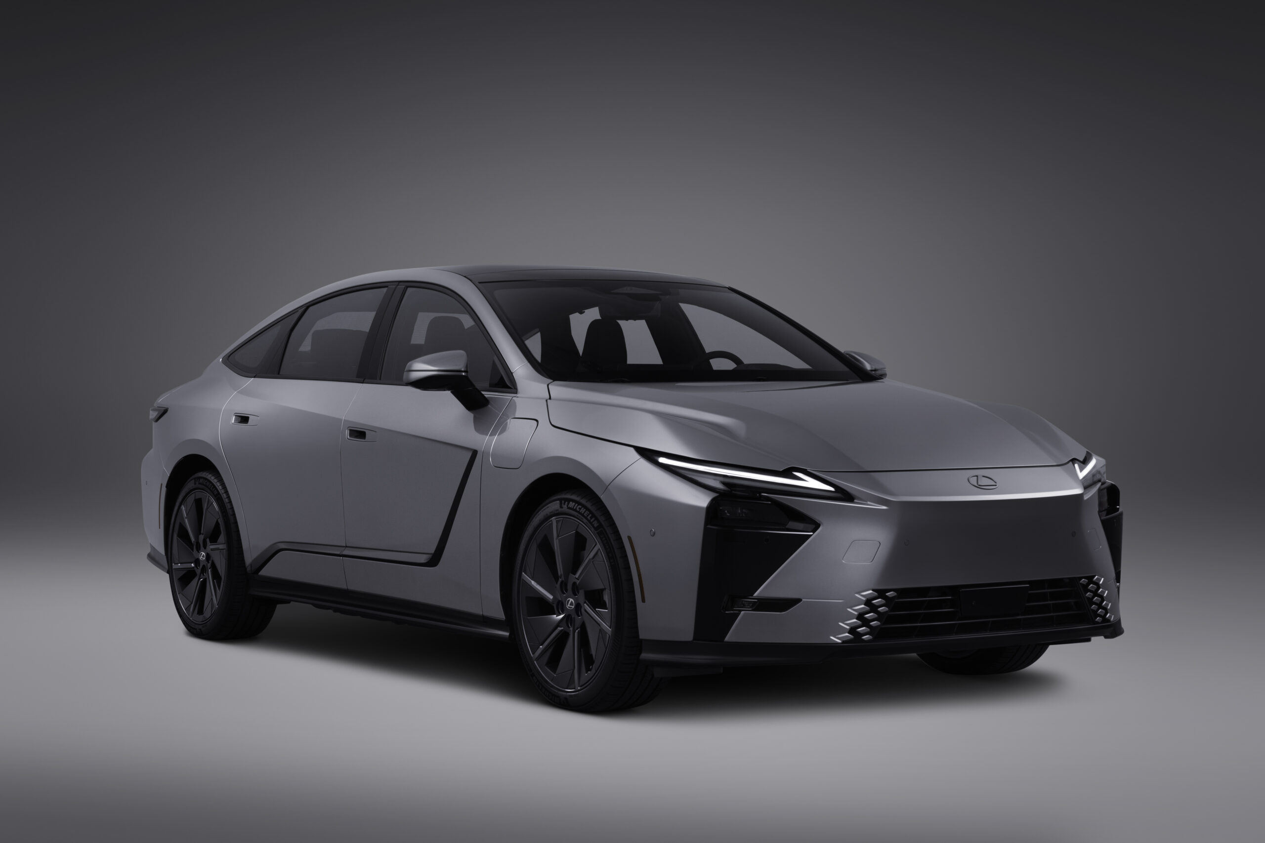 レクサス ES BEV（2026年）