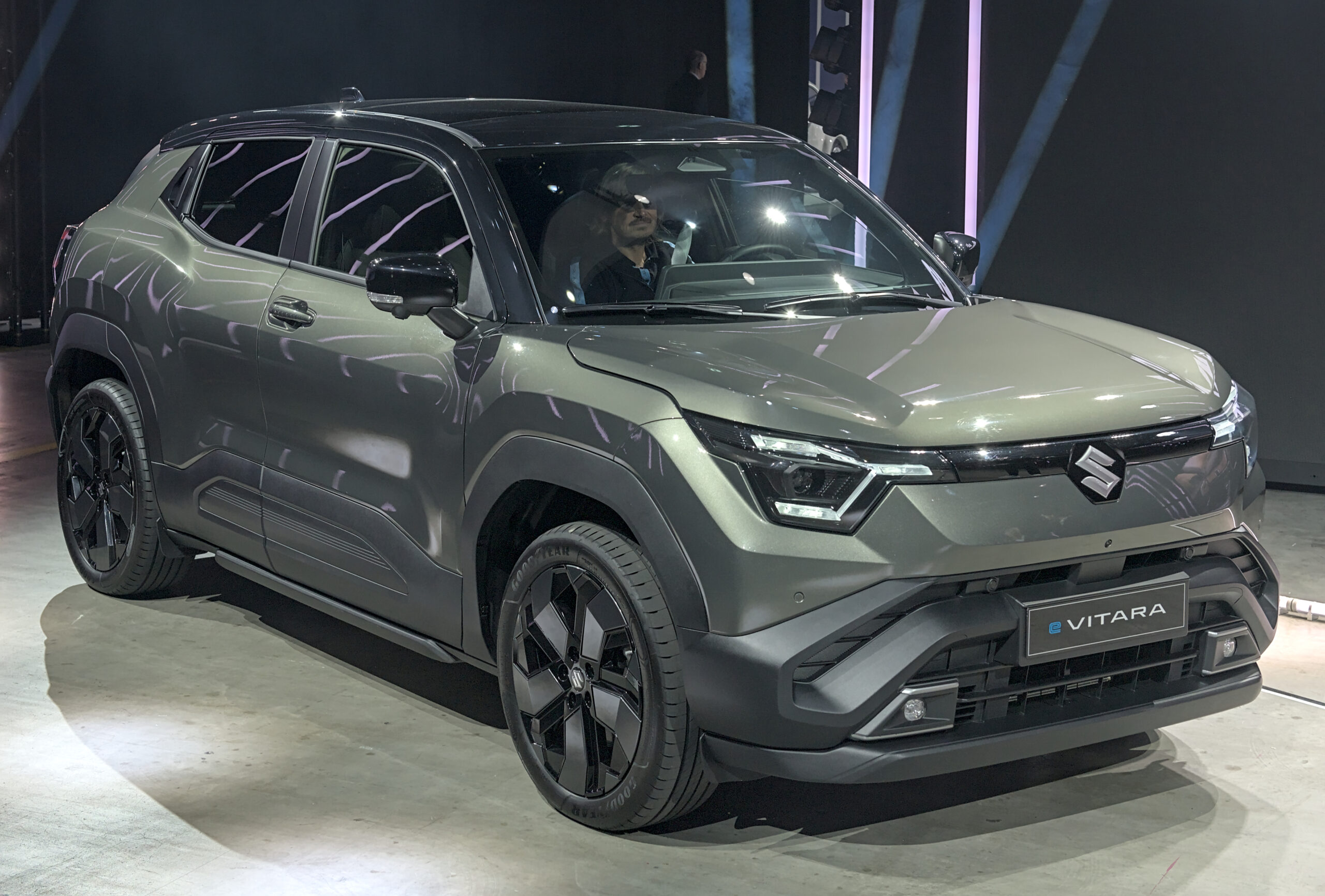 スズキ e-VITARA（2026年）