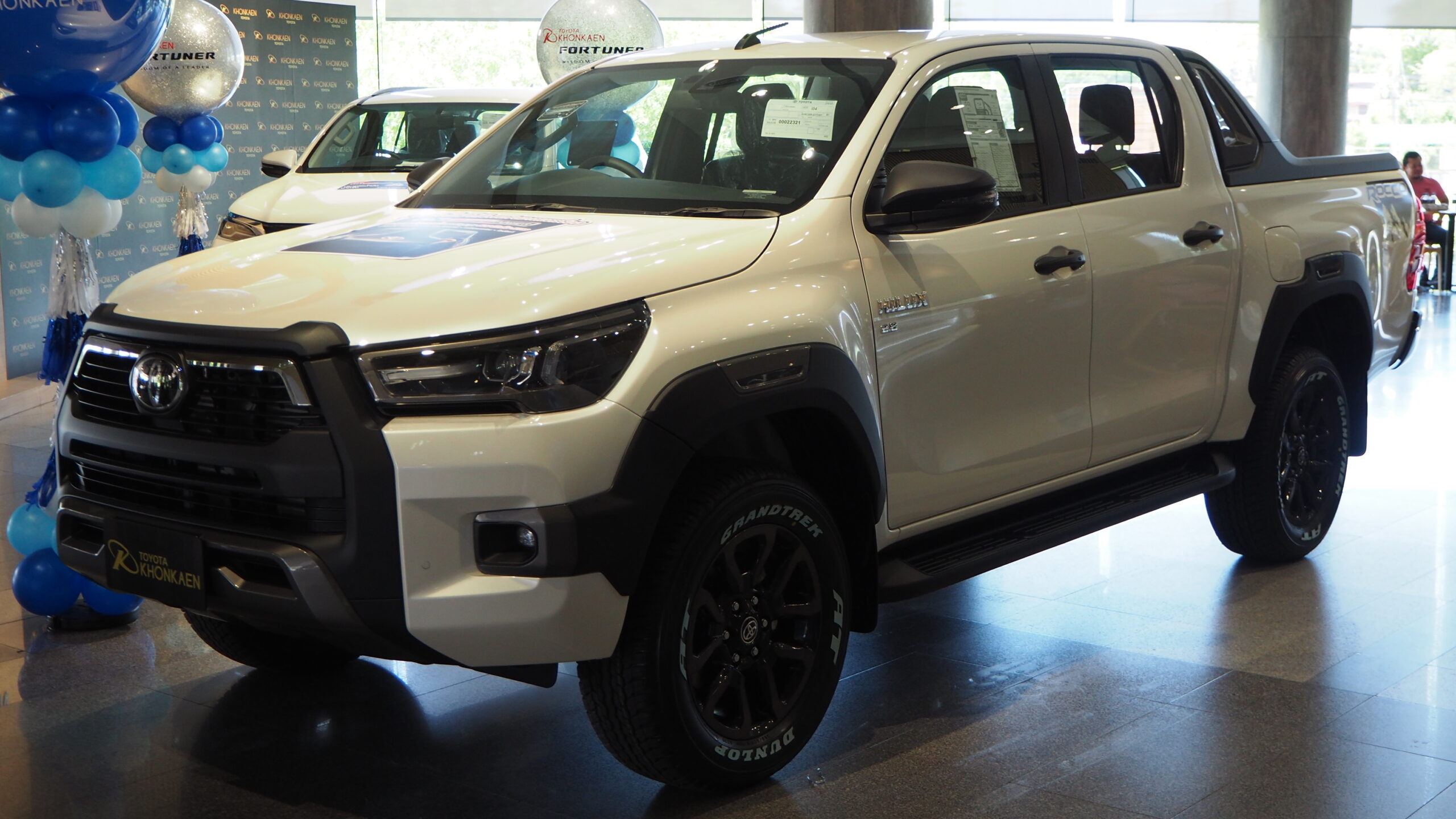 トヨタ ハイラックス Revo 4x4（タイ生産モデル・参考画像）